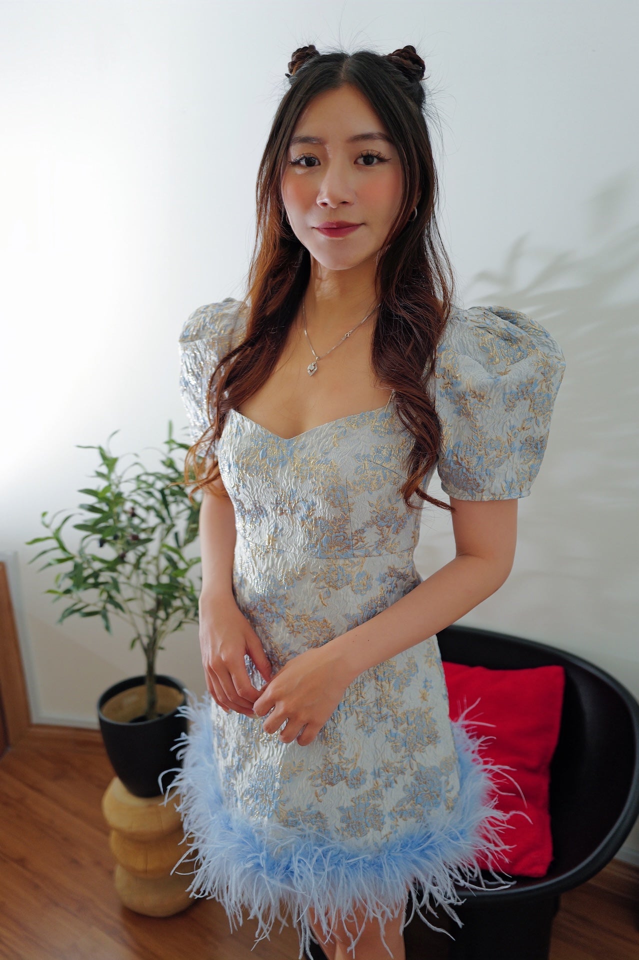 裕丽 [Yú Lì] Feather Dress
